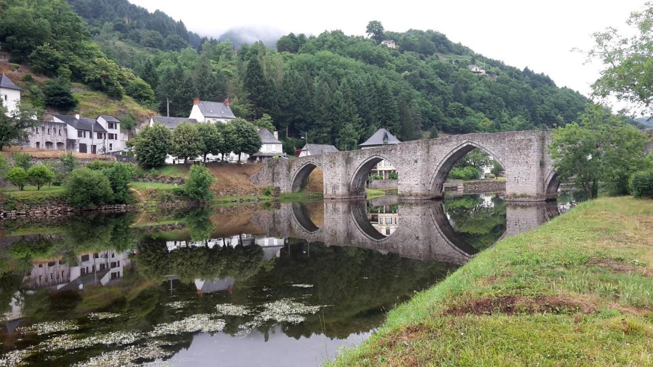 Gite Molly Entraygues-sur-Truyère Exterior foto